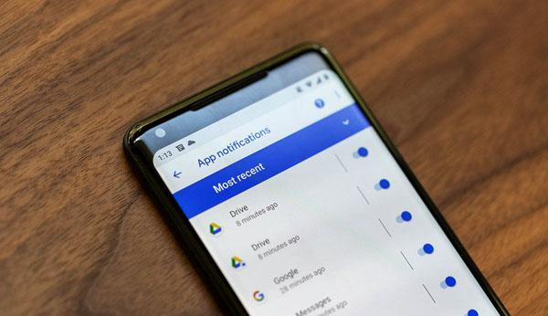 La vérification de notifications Android 9 Pie